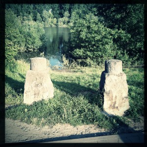 Hochwasser auf dem Biedensand in Lampertheim. Aufgenommen mit der Hipstamatic am 07.06.2013